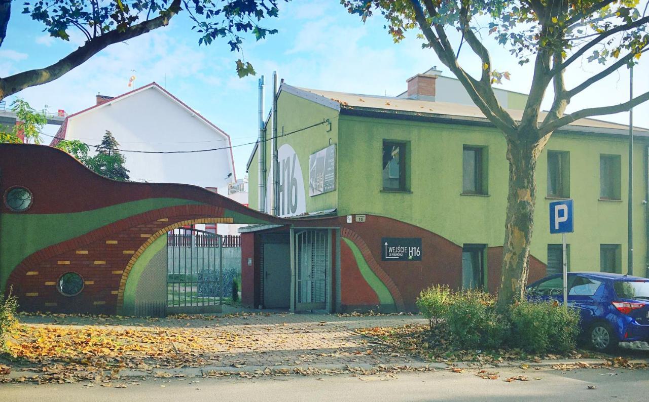 Wygodne Pokoje H16 Pansiyon Chorzów Dış mekan fotoğraf